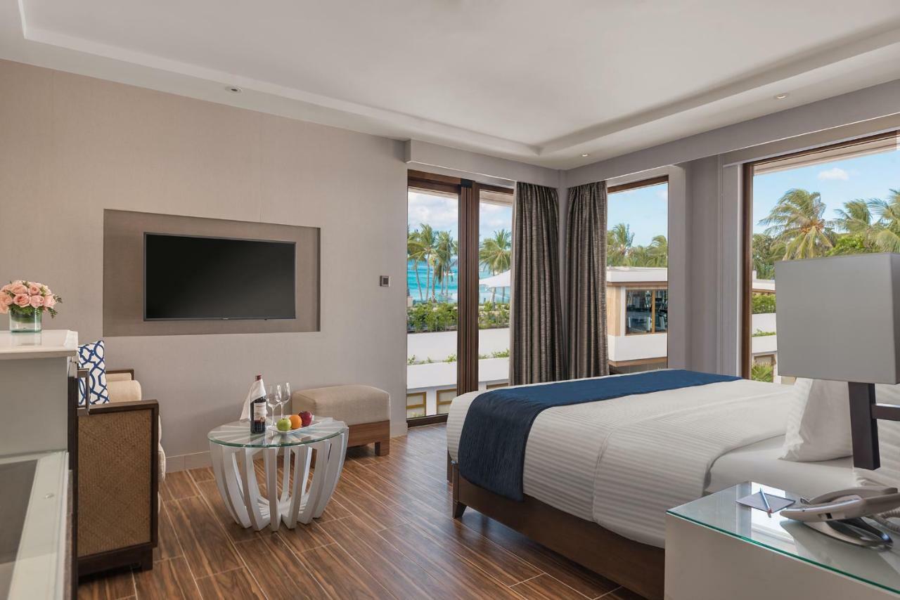 Henann Crystal Sands Resort Balabag  Dış mekan fotoğraf